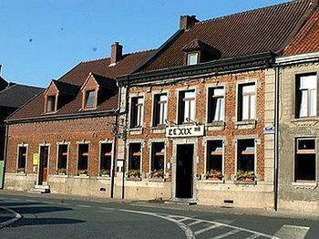 Auberge Le XIX Eme Thulin Экстерьер фото